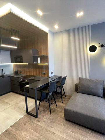 Лесі Українки бульв., 7-В