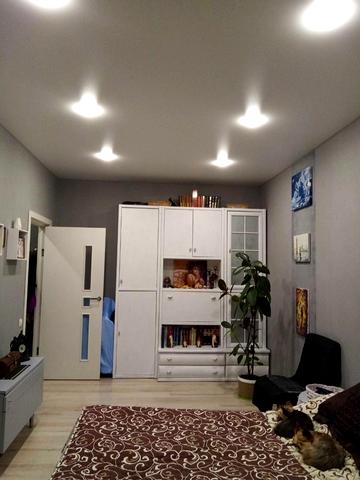 Зоряна вул., 27