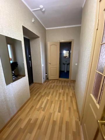 Богдана Хмельницького бульв., 10