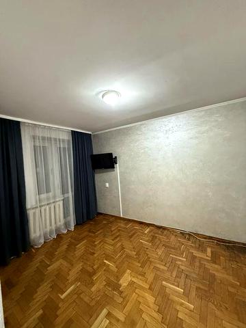 Продам 3-кімнатну квартиру в Турійську