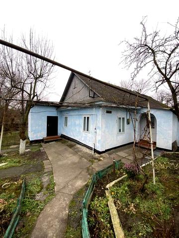 Продам частину будинку у Гощі