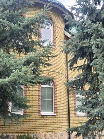 Продам 2 дома на участке в районе Новых домов Павленки