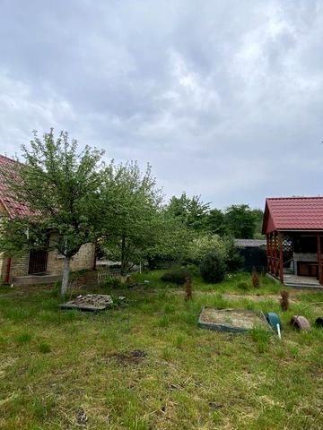 Продам дачу 11 соток з будинком 70м та великою бесідкою