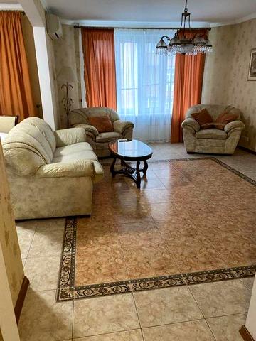 Здам 2х.квартиру м.Київ р-н Шевченківський