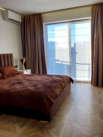 Осіння вул., 71