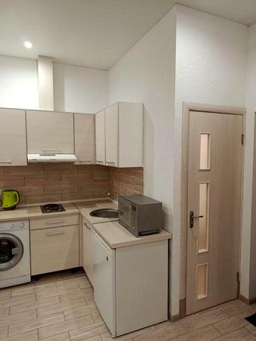 Сдам свою квартиру-студию в центре