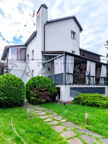 Обухівський