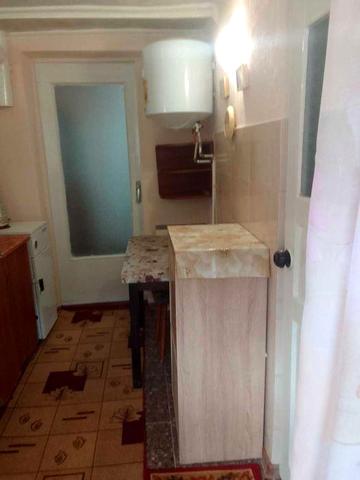 Здам частину будинку на Бедзая,2 кімн, санвузол,своє опалення