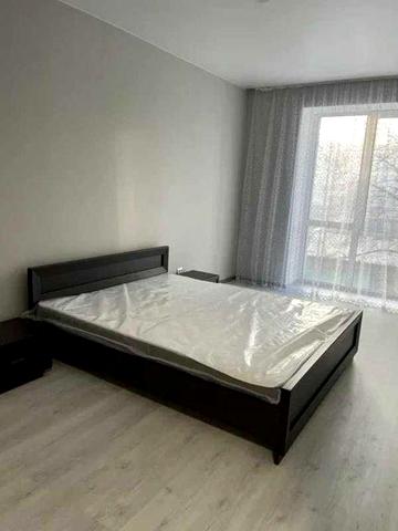 Пропонуємо довгострокову оренду 1-кімнатної квартири