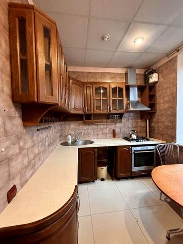 Продам 3к.76м2 сталинка Павлово Поле (Бот сад, Науки 31Б)