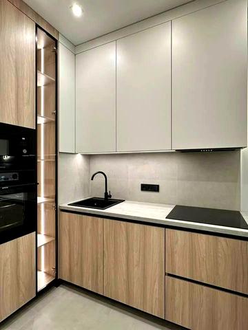 Деміївська вул., 13