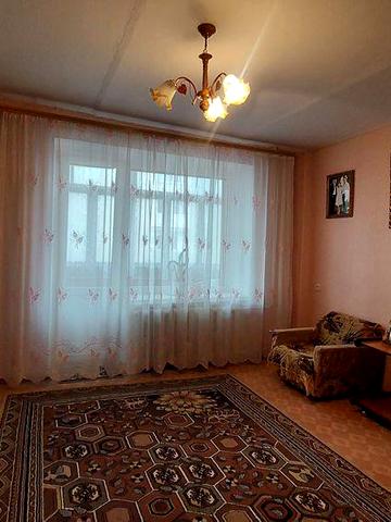 Продам 3-кімнатну квартиру. Вул.Київська,45.