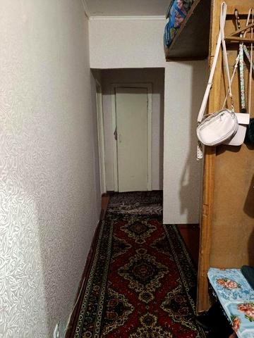 Приватизована, двокімнатна квартира в центрі Десни