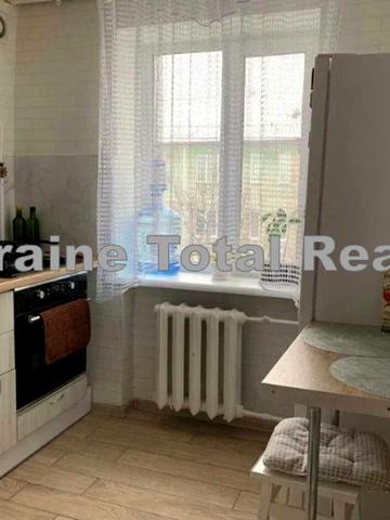 Сергія Берегового вул. (Мартиросяна), 19