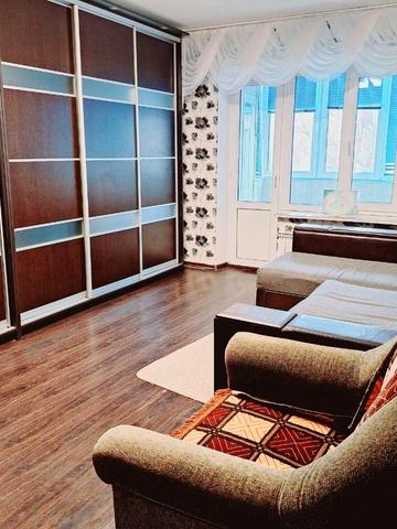 Архітектора Вербицького вул., 4