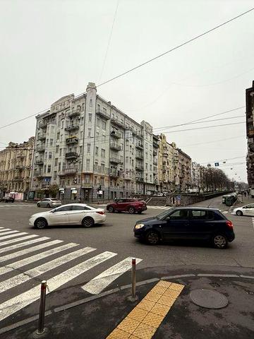 КИЇВ/Саксаганського 29. Продаж 3-кімнатної квартири 125м2/з меблями