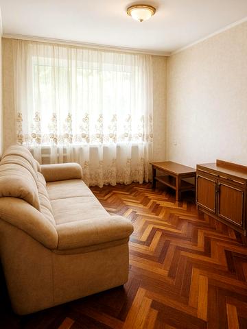 Відрадний просп. (Чубаря), 36