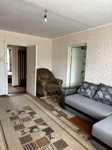 Продам 4-кімнатну квартиру 73.9 кв.м