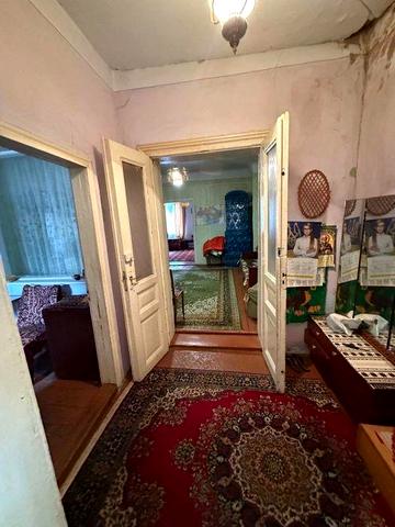 Продається 2-кімнатна квартира в Садгорі