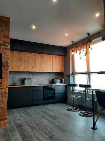 Воскресенська вул., 18-Б