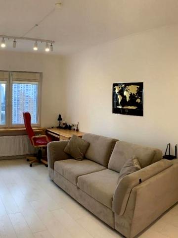 Єлизавети Чавдар вул., 28