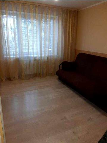 Продам 1 комнатную  квартиру ,Харьковских Дивизий 19/
