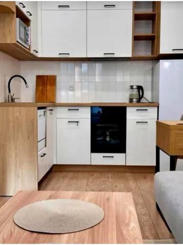 Салютна вул., 2к17