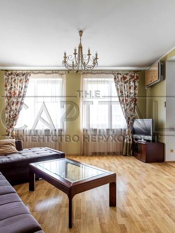 Микільсько-Слобідська вул., 2-Б