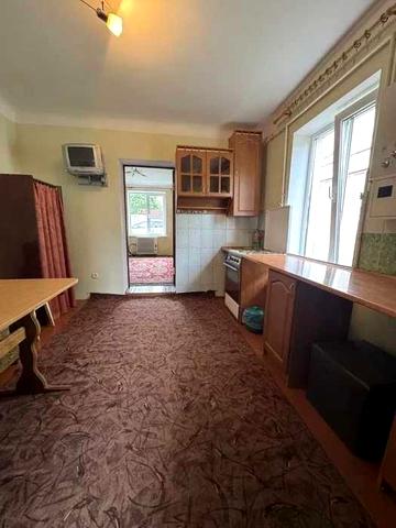 Здається однокімнатна квартира в особняку