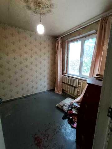 Продам 4к квартиру пр.Тракторостроителей, 158а