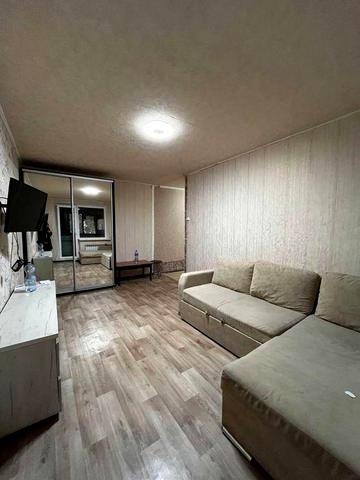 Сдам 1 к кв Жасминовый б-р,д.5 корпус 2