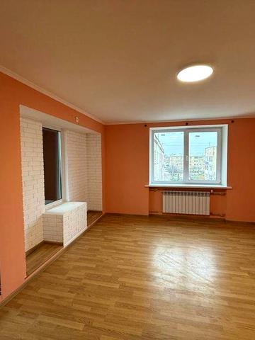 Дмитрівка. Оренда ВЕЛИКОЇ 1к квартири. Газове опалення.