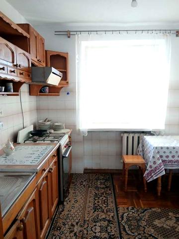 Оренда квартири вул. М. Карнаухова