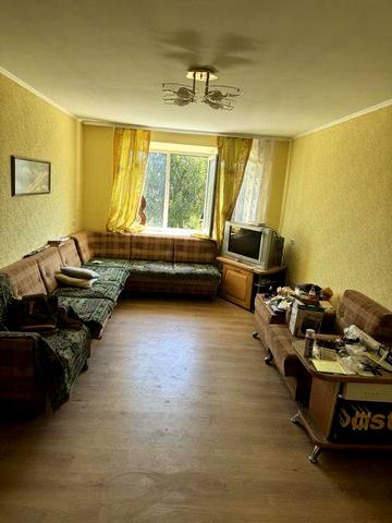 Продається 3 -х кімнатна квартира