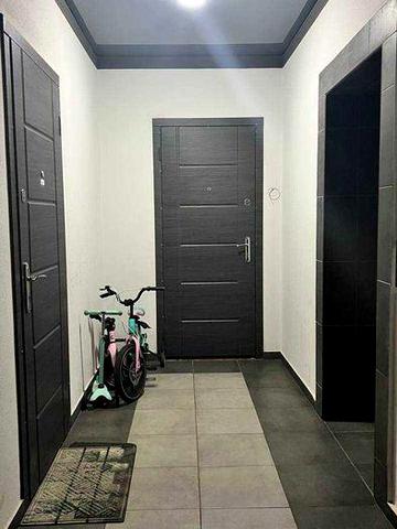 БЕЗ КОМИССИИ ! Продам 1-ку с автономкой и ремонтом в с. Требухов ЖК Семейный квартал