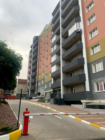 Олександра Саєнка вул., (Будинок)