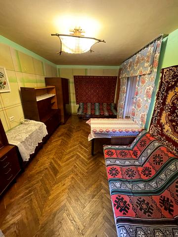 Вацлава Гавела бульв. (Івана Лепсе), 7-Б