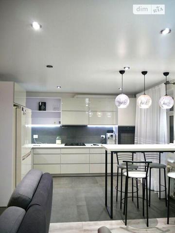 Продаж 3к Квартира Яреми вулиця ЖК ул. Яремы, 8