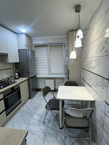 Здам двохкімнатну квартиру на довготривалий час в м.Калуші.