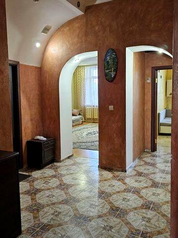 Здаю в оренду 3-кімнатну квартиру