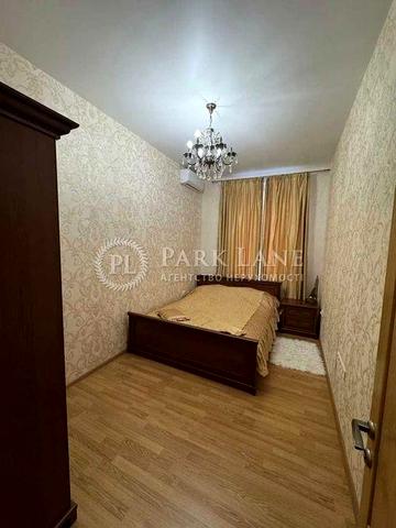 Продам 2к ремонт Поділ вул Верхній Вал 50А Метро Контрактова Площа-7хв