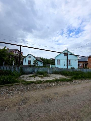 Путильська вул., 46