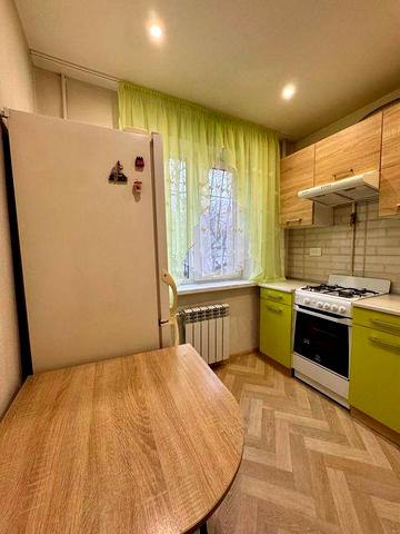 Продам 1 к кв пр. Калнишевського лівий берег Косіора