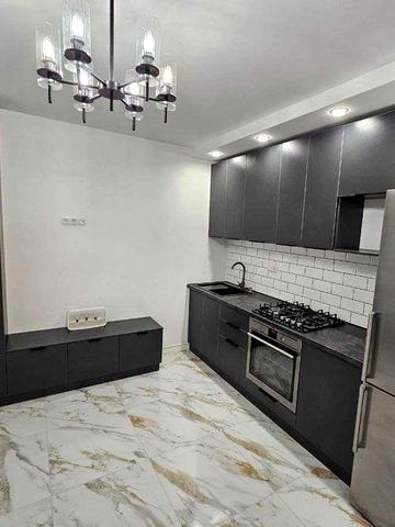 Здається комфортна квартира в новому будинку на вул. Микулинецька