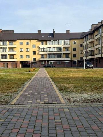 Продається двох-кімнатна квартира