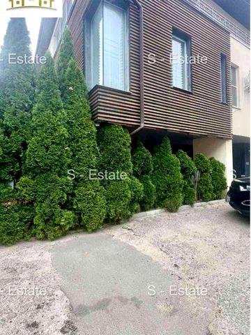 Продам 4к квартиру таунхаус Французський бульвар Захистників України ЖК Сабурівський