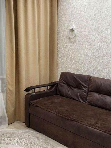 Сдам 2 комнатную квартиру в 53 Жемчужине! Небесной сотни!