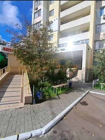 Пішонівська вул., 20/2