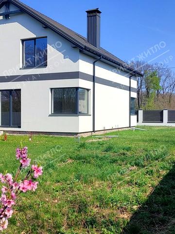 Війська Запорозького вул. (Спартака), 1