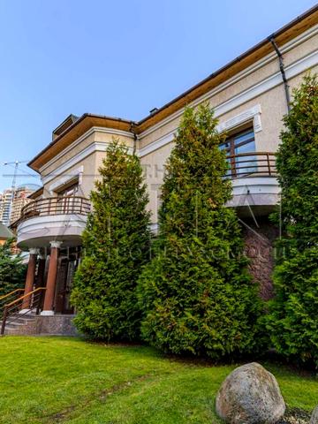 Павла Загребельного вул. (Миколи Раєвського), 5